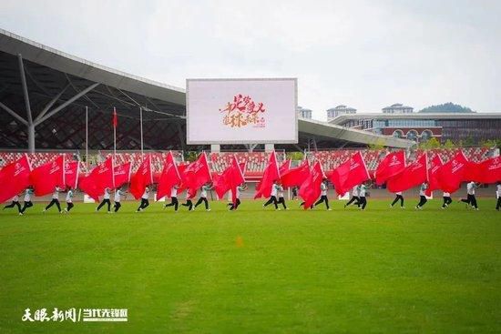 2021年，你做好准备换个活法，牛转乾坤了吗？ 顶级杀手周全（刘德华 饰）和落寞群演陈小萌（肖央 饰）在一次意外中交换了身份